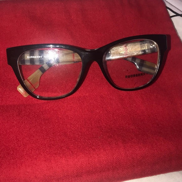Burberry glasses - Picture 1 of 2